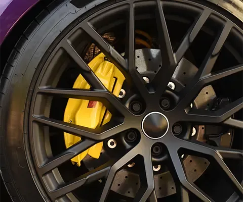 High-performance, abrasion-resistant ceramic brake disk exposed to high-wear operating conditions