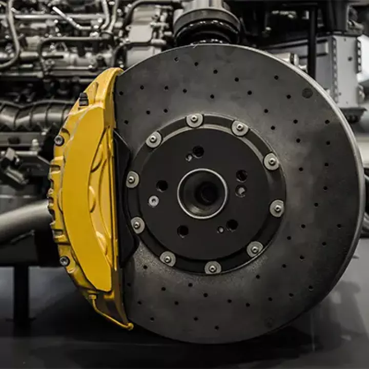 High-performance, abrasion-resistant ceramic brake disk exposed to high-wear operating conditions